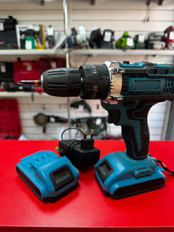 Шуруповерт Makita Не указана