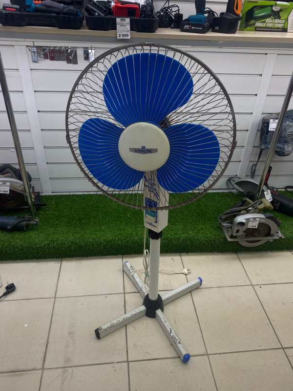 Венитилятор напольный  Sterling Floor Fan