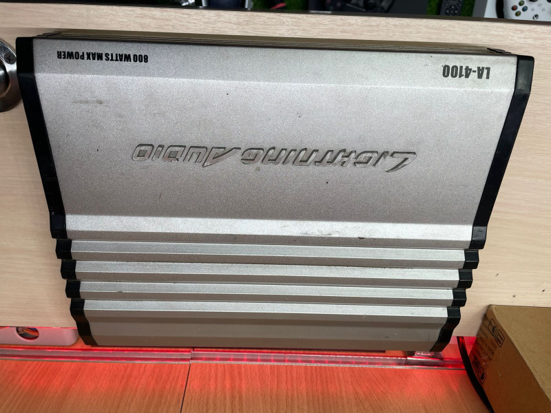 Усилитель Lighting LA-4100