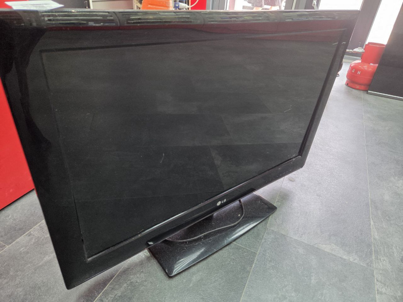Телевизор LG 32LA644V
