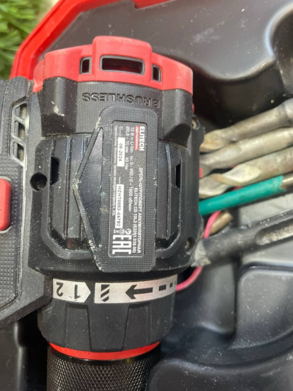 Шуруповерт Elitech Не указана