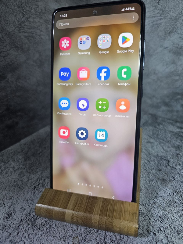 Мобильный телефон Samsung Galaxy A51