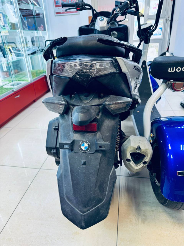 Скутер мопед Force Soll