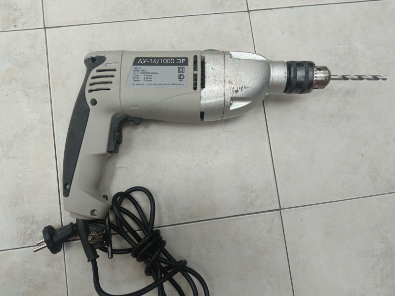 Дрель Интерскол ДУ-16/1000ЭР