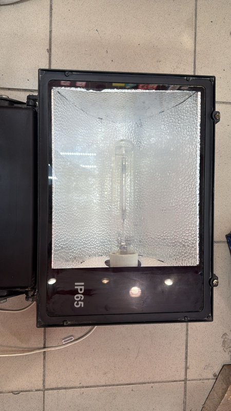 ПРОЖЕКТОР  IP65