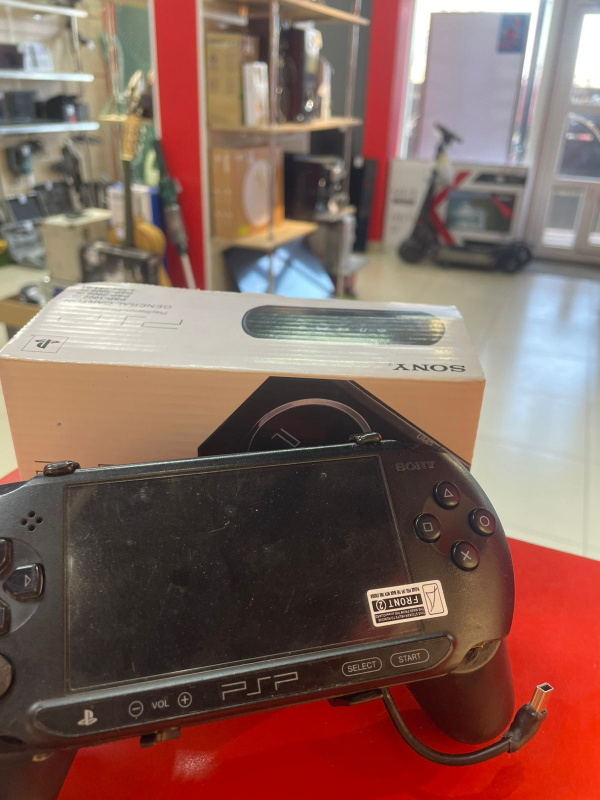 Игровая приставка Sony vita 1000e