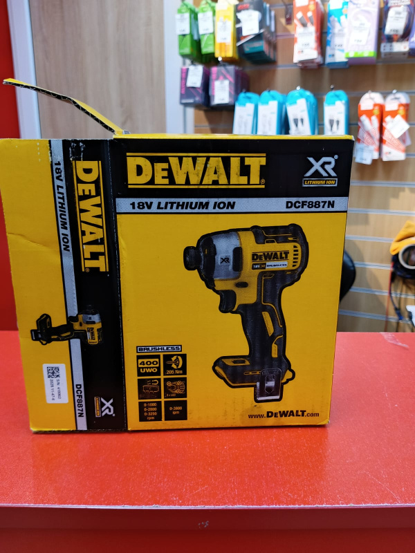 Шуруповерт Dewalt XR DCF887N