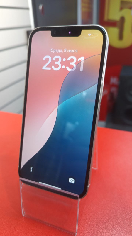 Мобильный телефон Apple iPhone 13