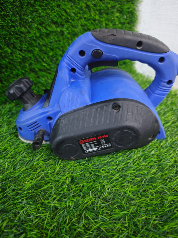 Электрорубанок Витязь РЭ-950