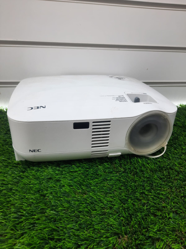 Проектор - Nec VT595
