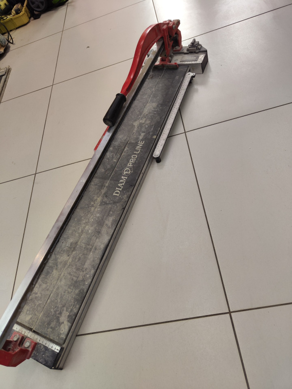 Плиткорез DIAM 1000L