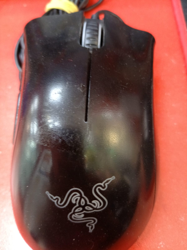 Игровая мышка Razer DEATHADDER Essential