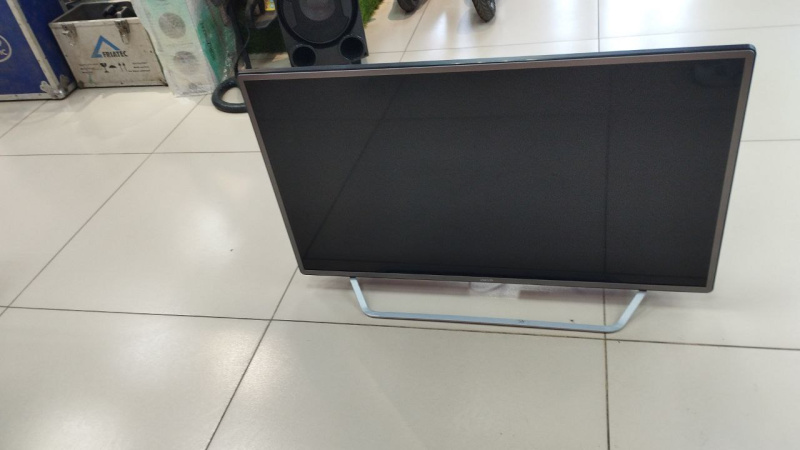 Телевизор DEXP H32B7000E
