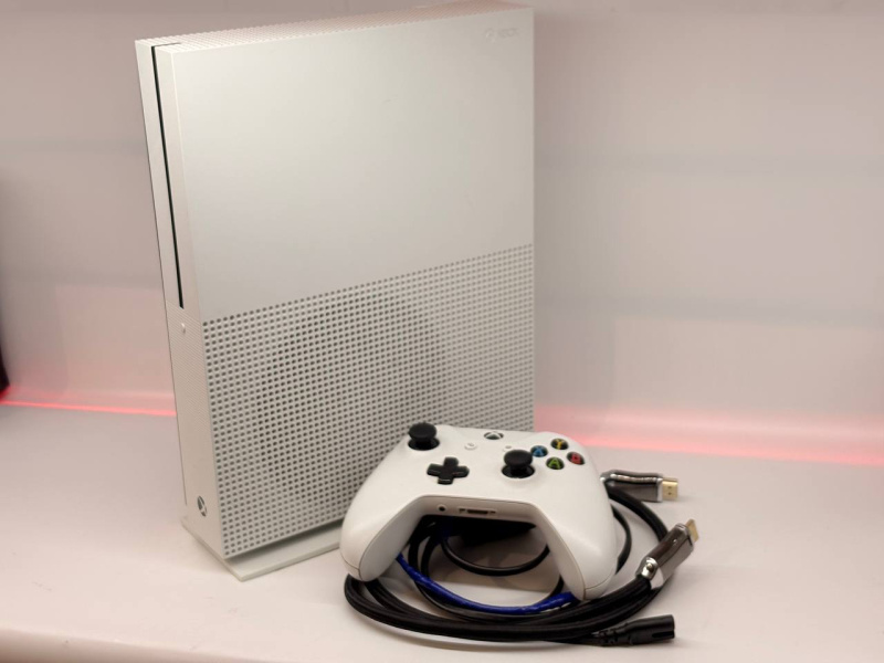 Игровая приставка Xbox Xbox One S