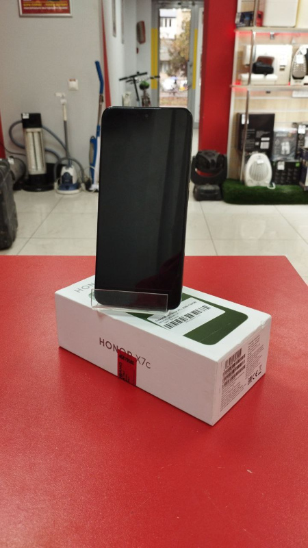 Мобильный телефон Honor X7C