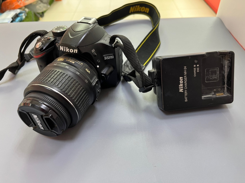 Фотоаппарат Nikon D3200