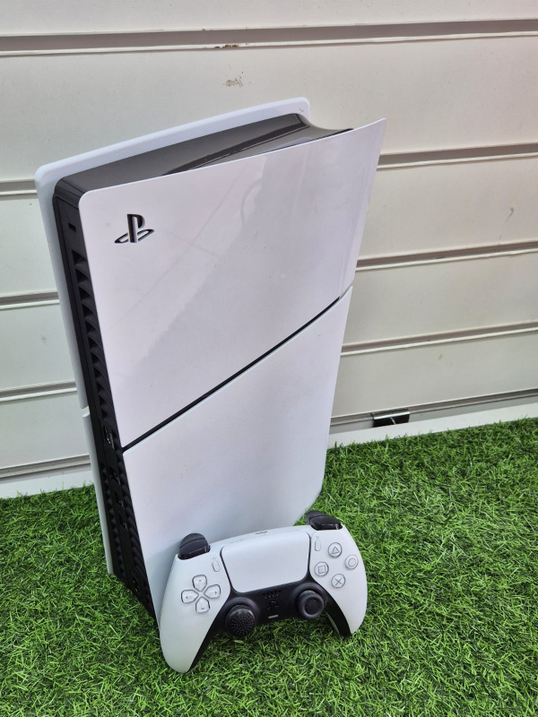 Игровая приставка PlayStation 5