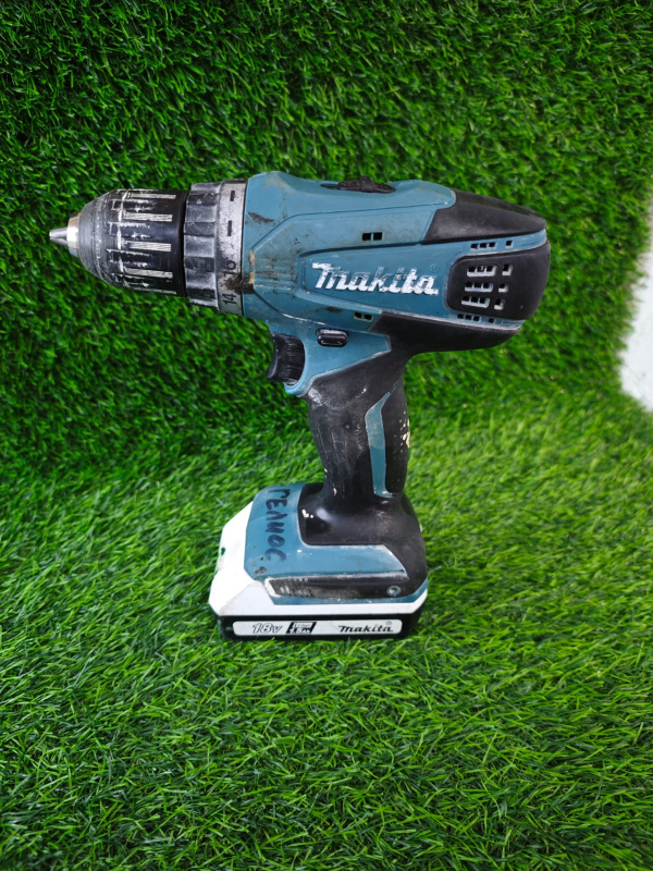 Шуруповерт Makita DF347DZ