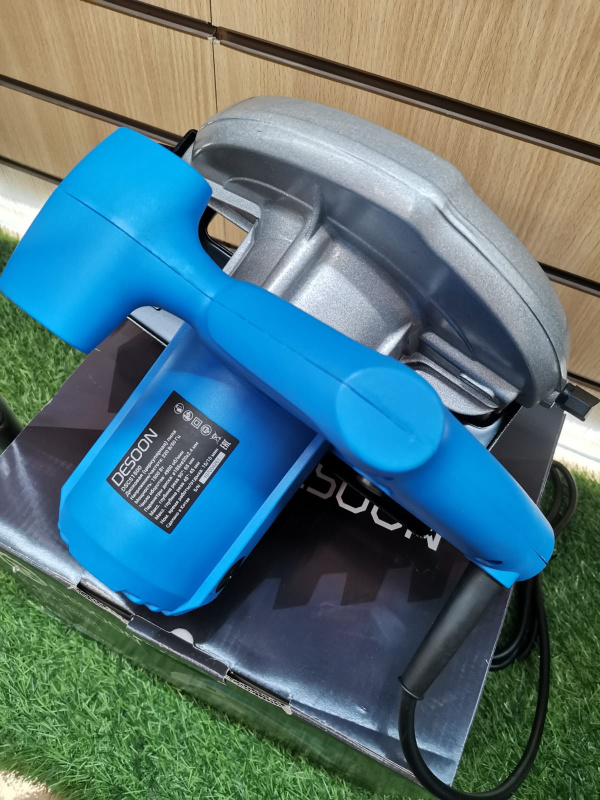 Циркулярная пила Desoon DSCS1400