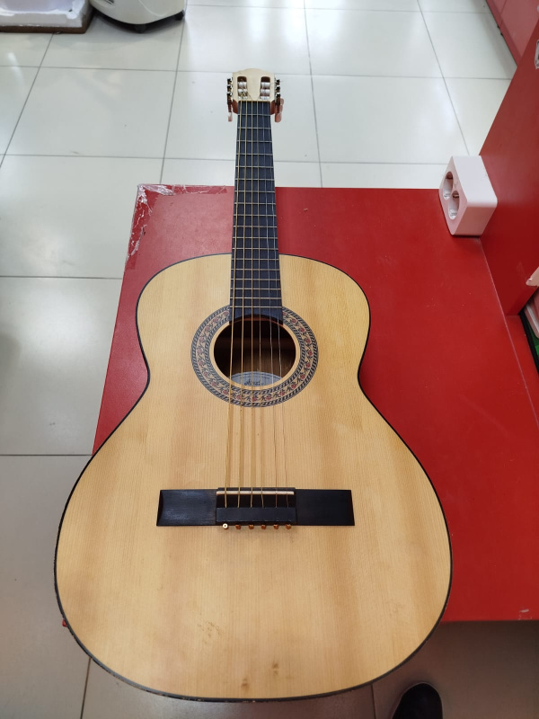 Аккустческая гитара Другой 1