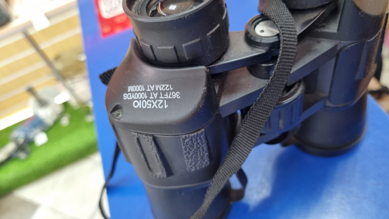 Бинокль Canon 12x50ю