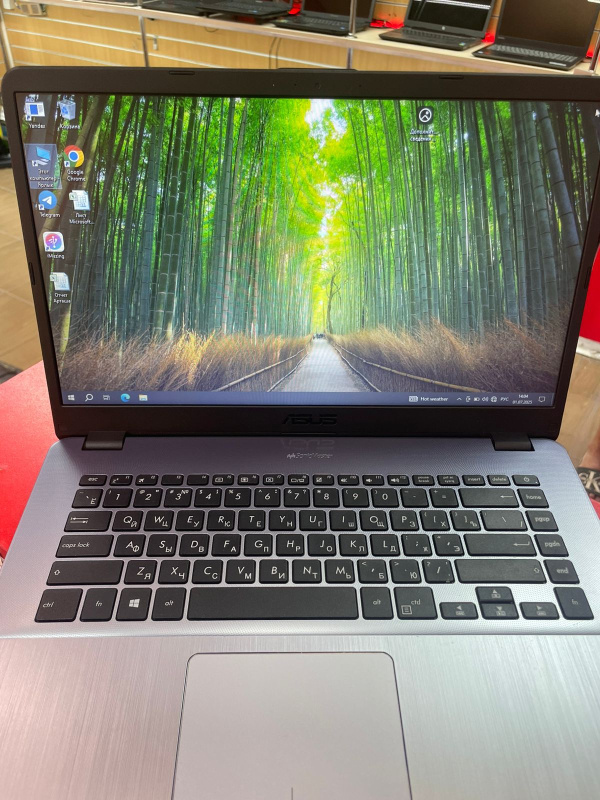 Ноутбук ASUS 15