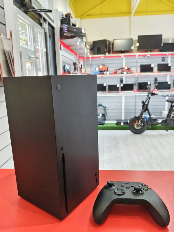 Игровая приставка Xbox Series X