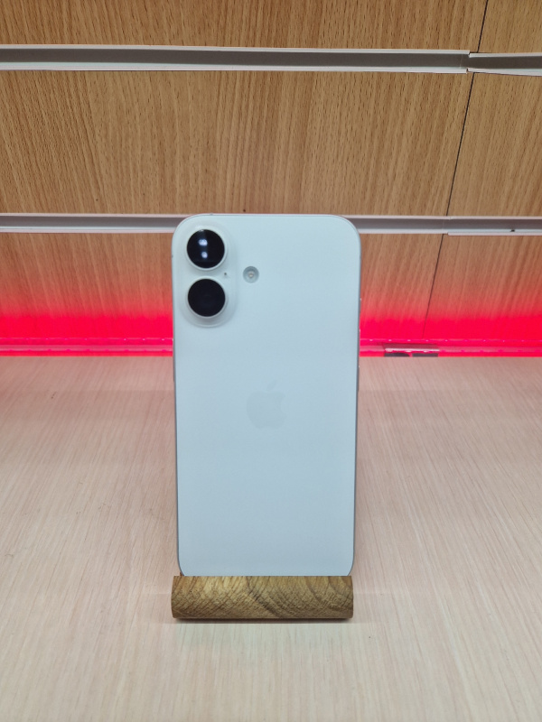 Мобильный телефон Apple iPhone 16