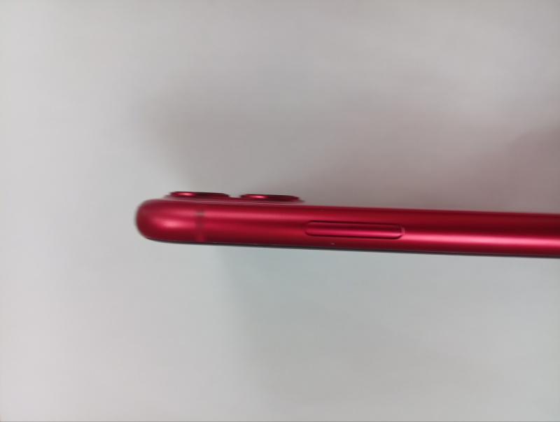 Мобильный телефон Apple iPhone 11