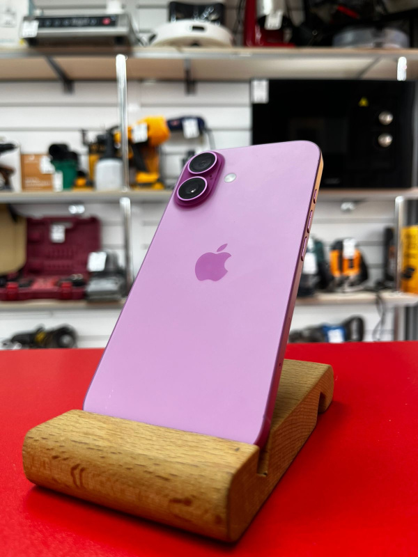 Мобильный телефон Apple iPhone 16