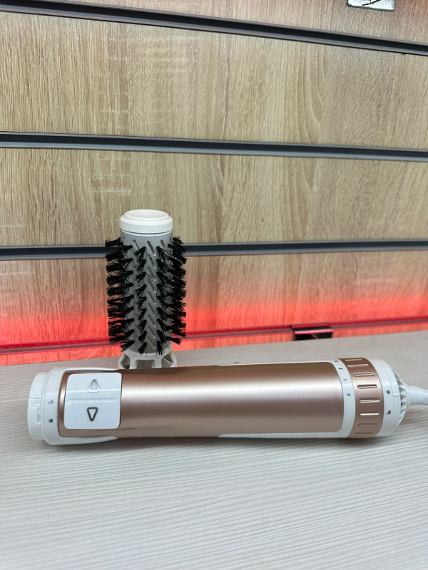 Фен Rowenta Вращающаяся фен-щетка Brush Activ Compact
