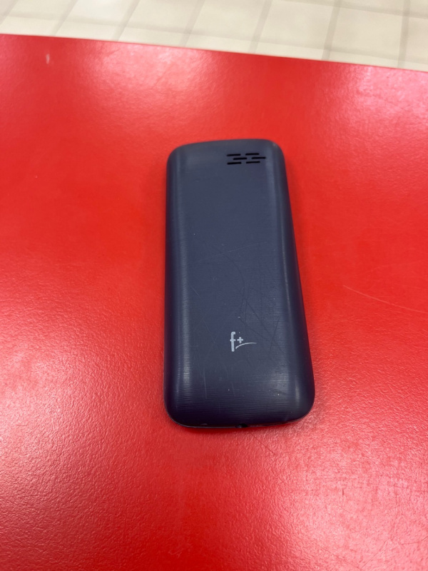 Мобильный телефон Fly 2040