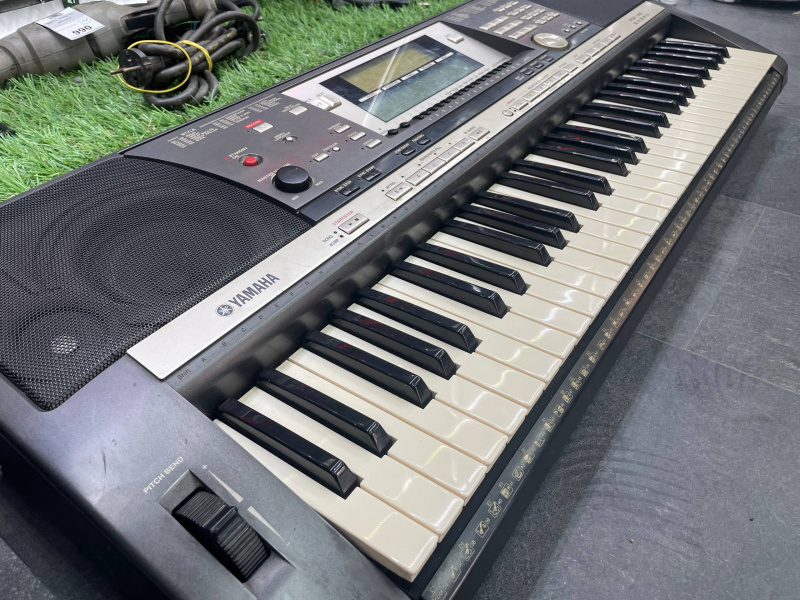 Синтезатор  Yamaha PSR-640