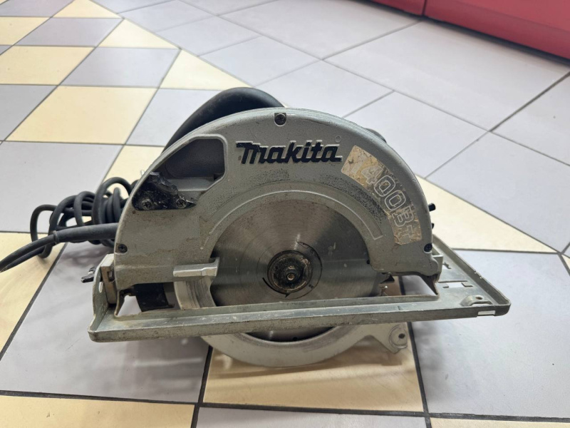 Циркулярная пила Makita 5705r