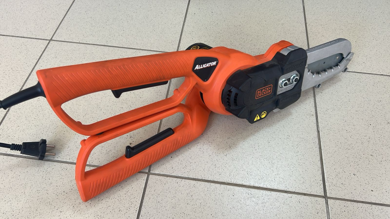 Цепная пила BLACK+DECKER Alligator 500 w