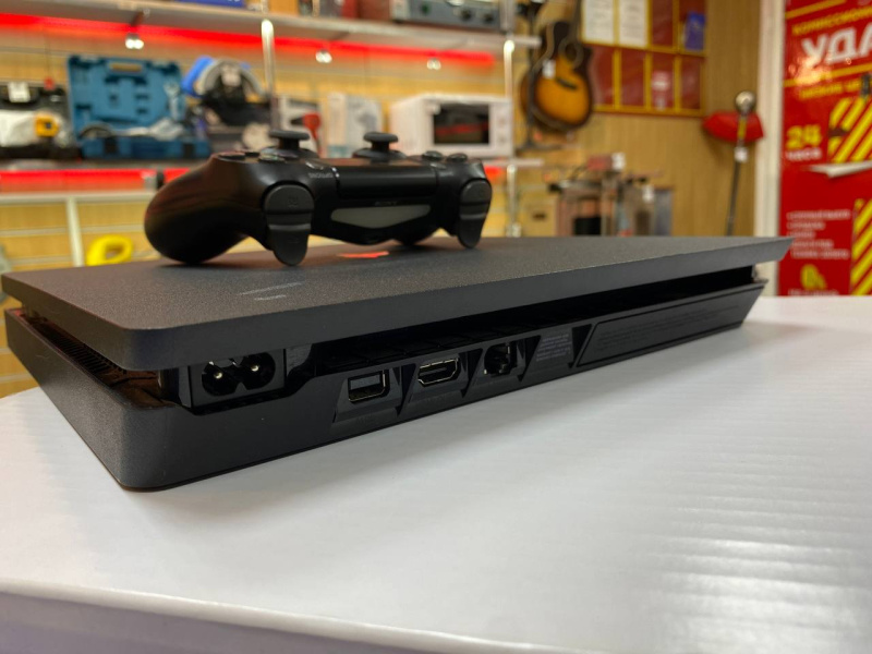 Игровая приставка ps 4 Sony slim 1000tb