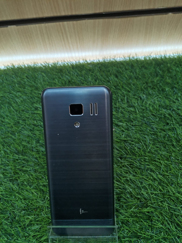 Мобильный телефон Fly S388