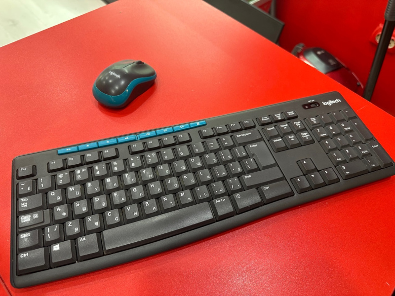 Клавиатура Logitech k275