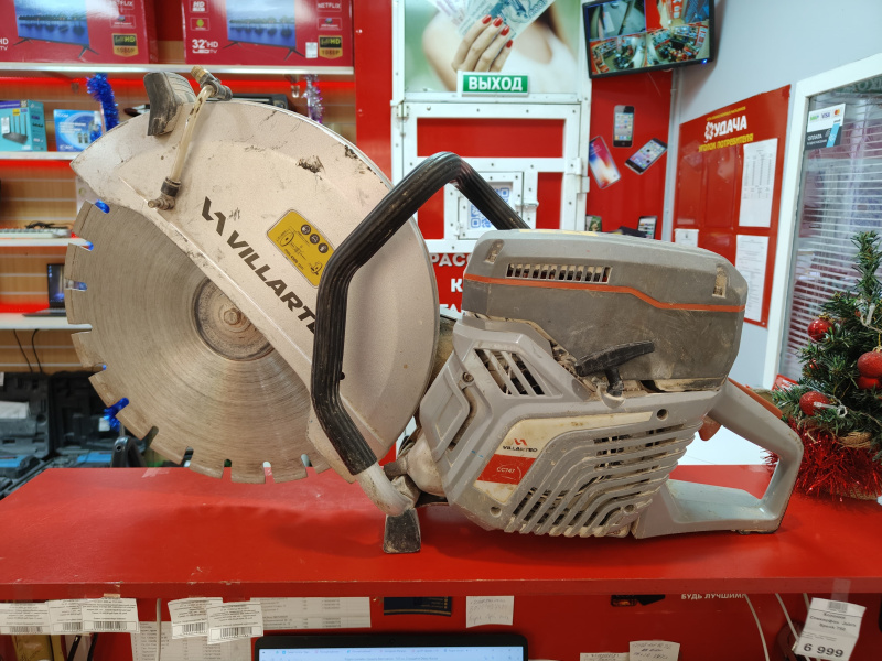 Бензорез Villartec CC747