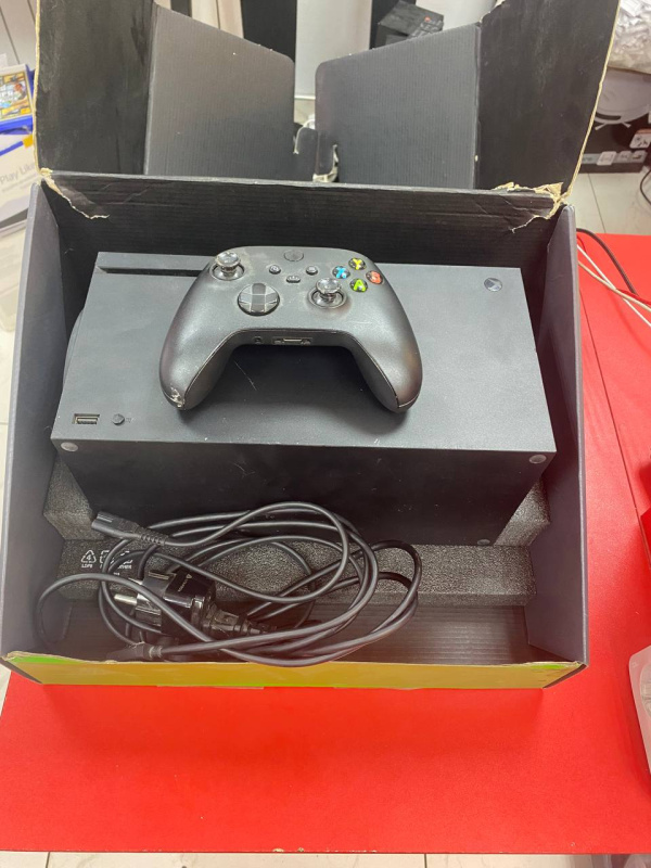 Игровая приставка Xbox Series X