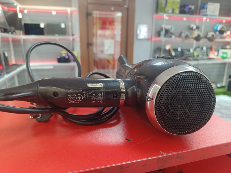 Фен Vitek VT-1300 BK
